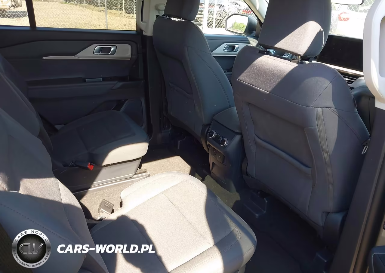 2025 Ford Explorer Active VIN:1FMUK7DH4SGB67830 - 8