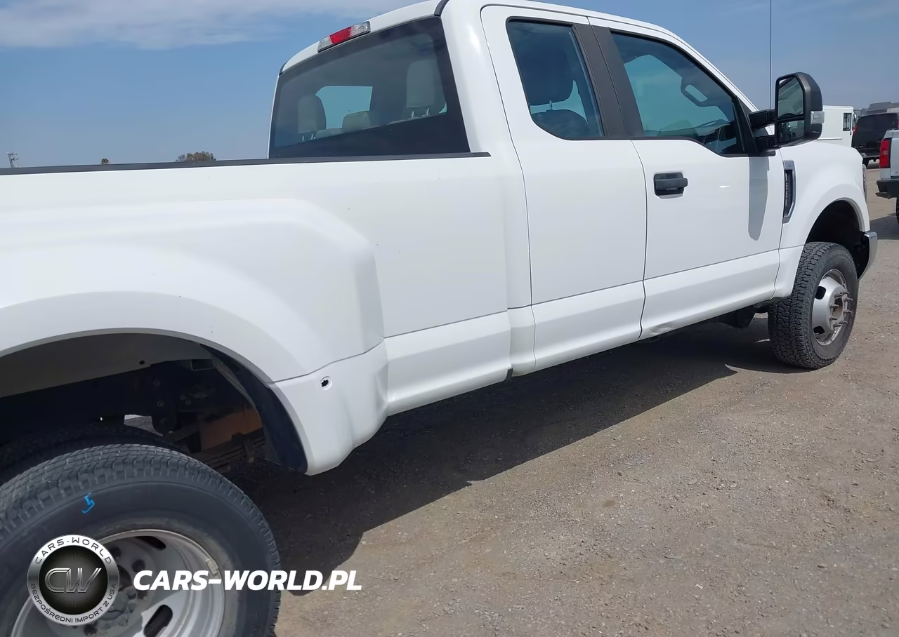 2018 Ford F-350 Xl VIN:1FT8X3D68JEC84142 - 13