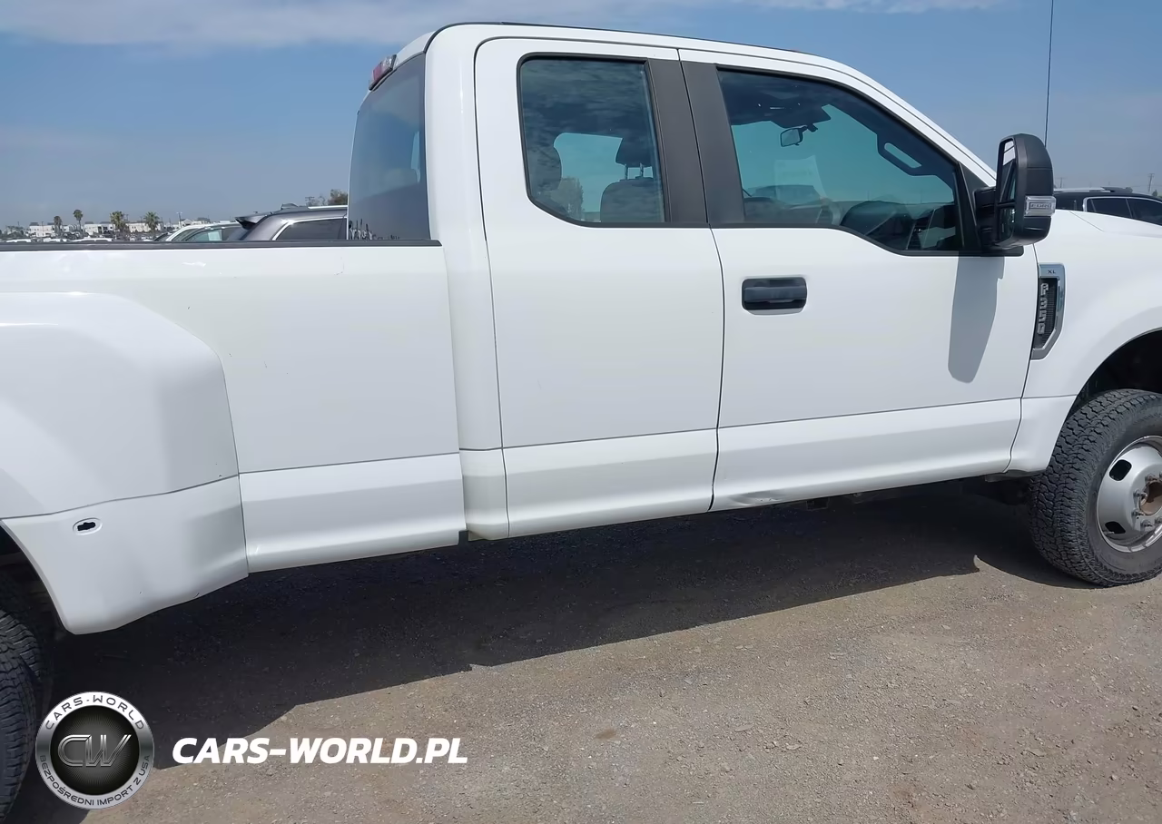 2018 Ford F-350 Xl VIN:1FT8X3D68JEC84142 - 14