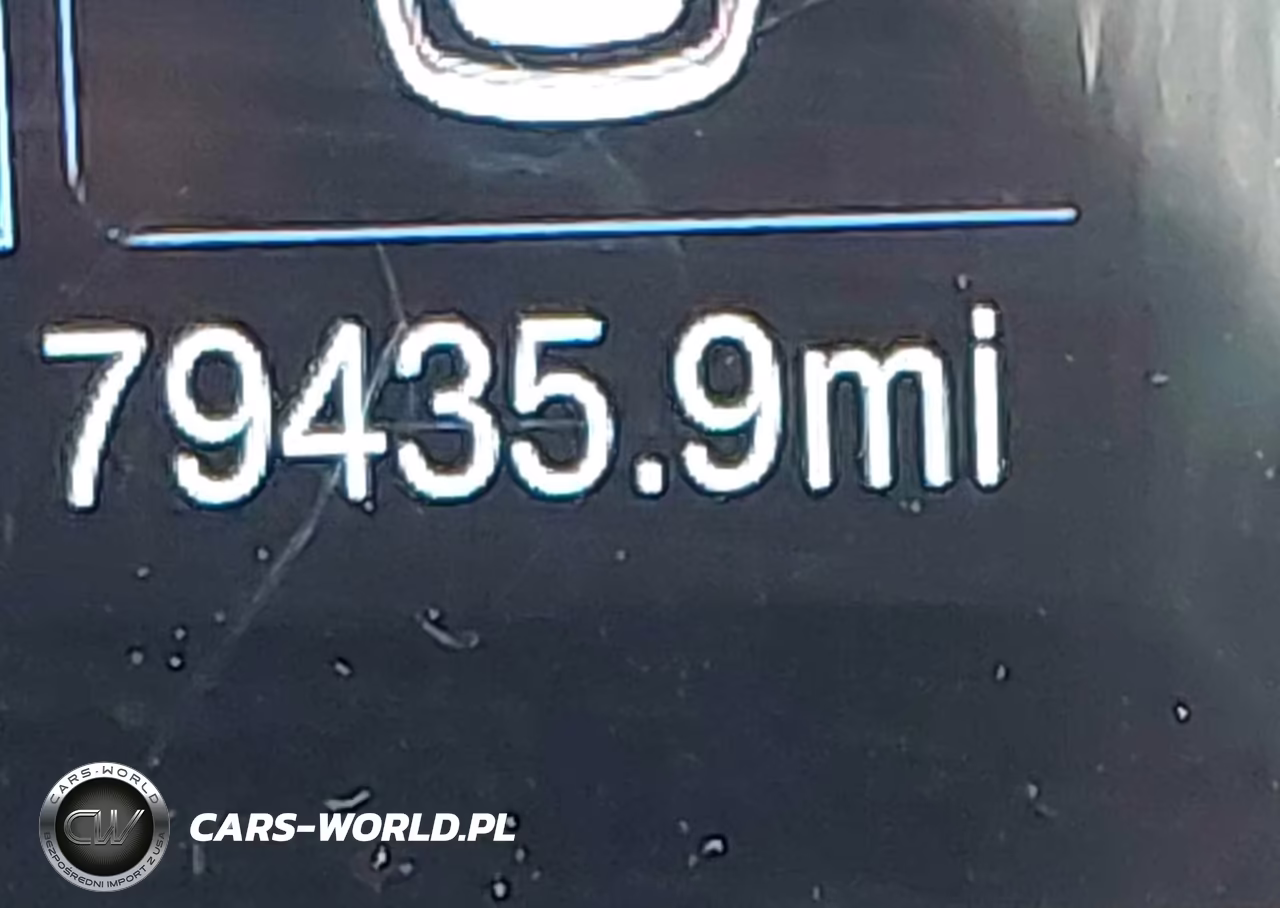 2018 Ford Explorer VIN:1FM5K8BH8JGC57137 - 16