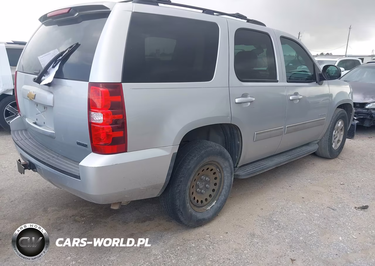 2012 Chevrolet Tahoe Ls VIN:1GNSCAE06CR306688 - 4