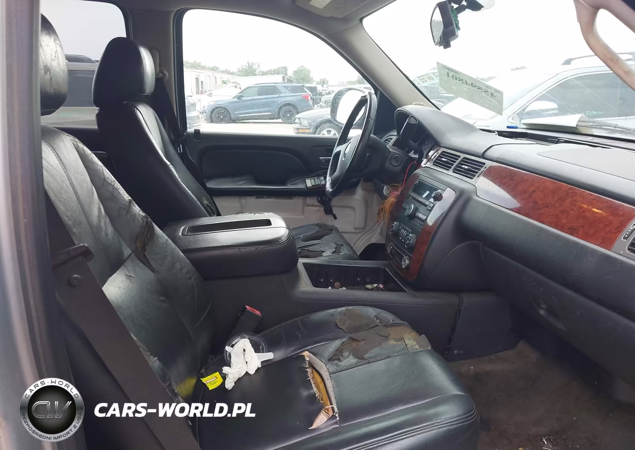 2012 Chevrolet Tahoe Ls VIN:1GNSCAE06CR306688 - 5