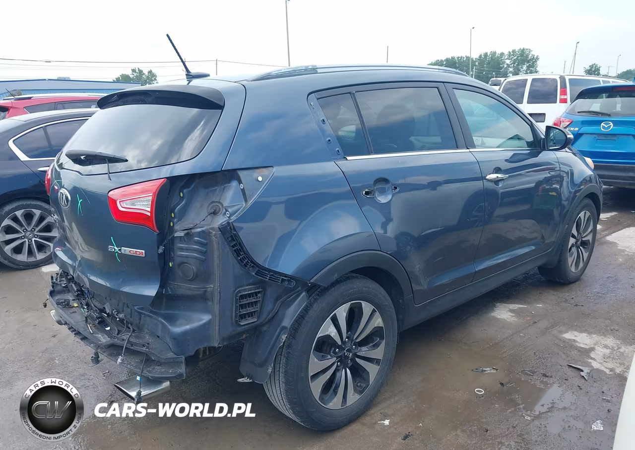 2013 Kia Sportage Sx VIN:KNDPC3A61D7426013 - 4