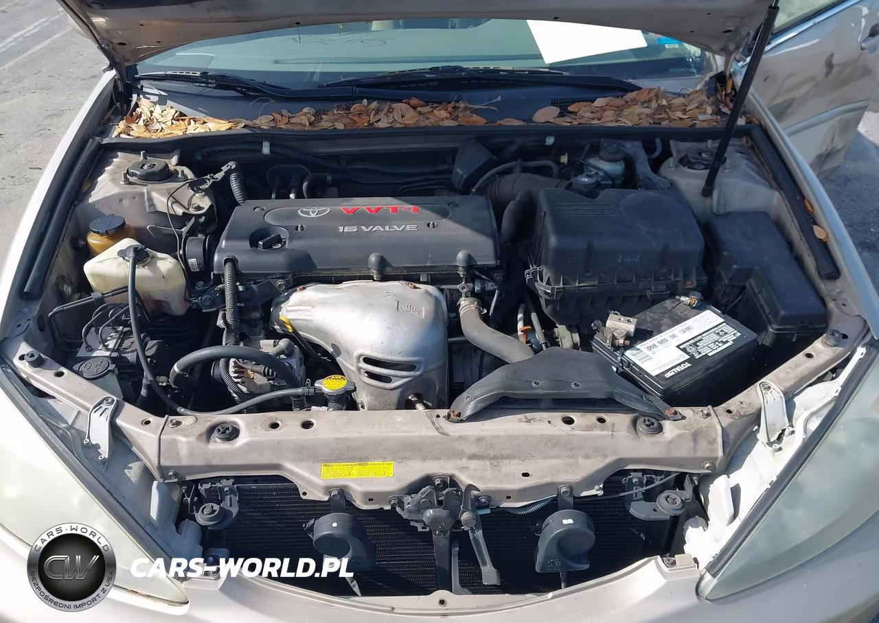 2002 Toyota Camry Xle VIN:4T1BE32K72U524649 - 10