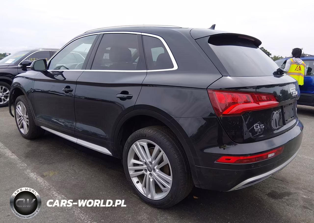 2018 Audi Q5 2.0T Premium-2.0T Tech Premium VIN:WA1BNAFY9J2009213 - 3