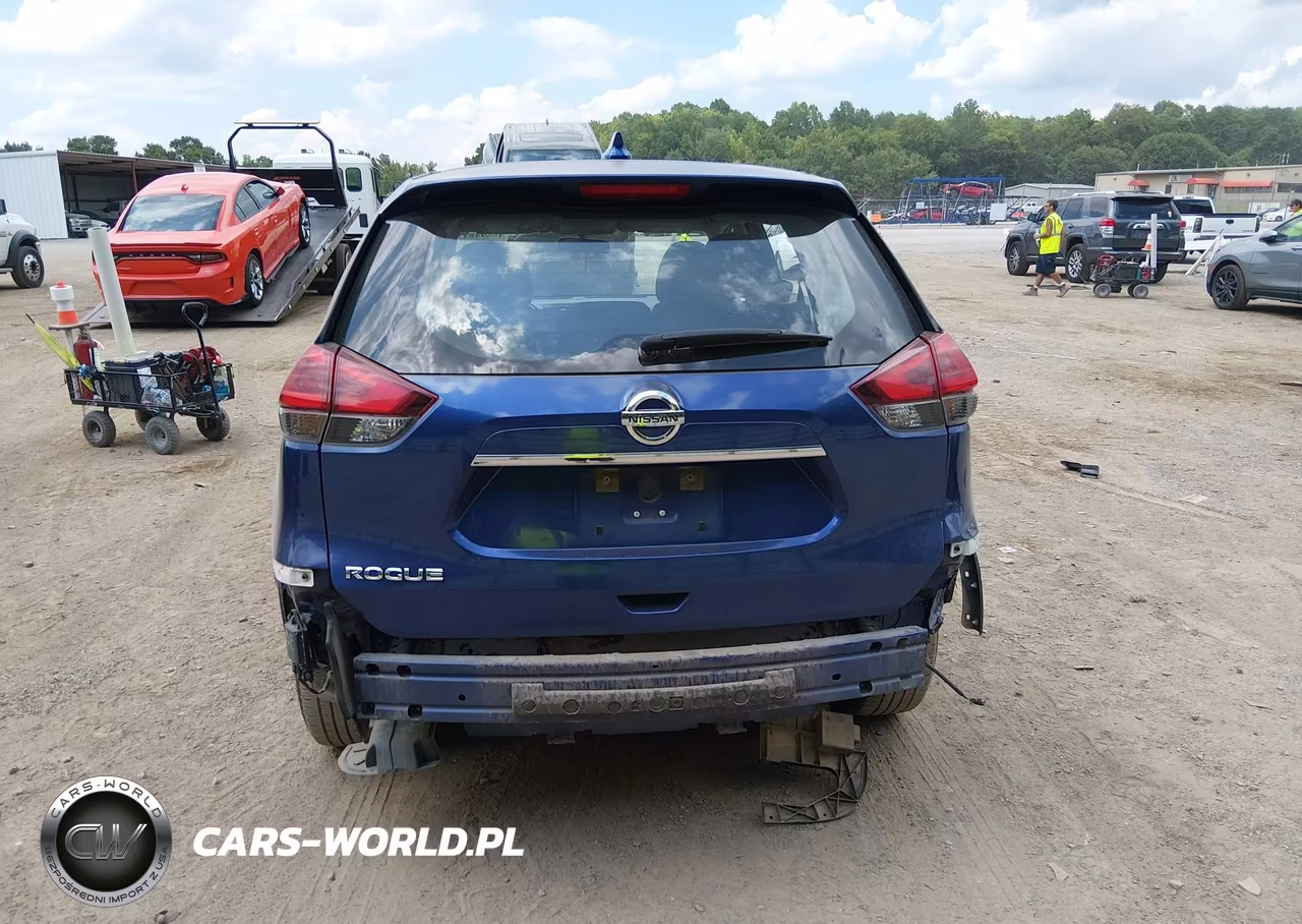 2018 Nissan Rogue S VIN:KNMAT2MT5JP616197 - 17