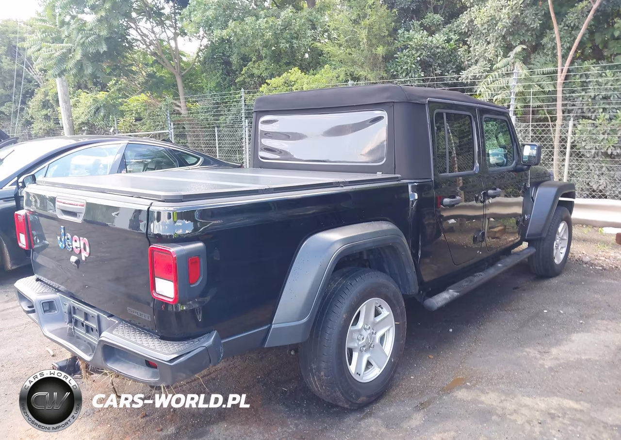 2020 Jeep Gladiator Sport S 4X4 VIN:1C6HJTAGXLL126874 - 4