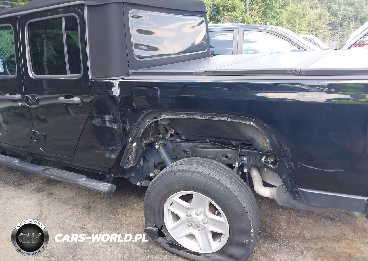 2020 Jeep Gladiator Sport S 4X4 VIN:1C6HJTAGXLL126874 - 6