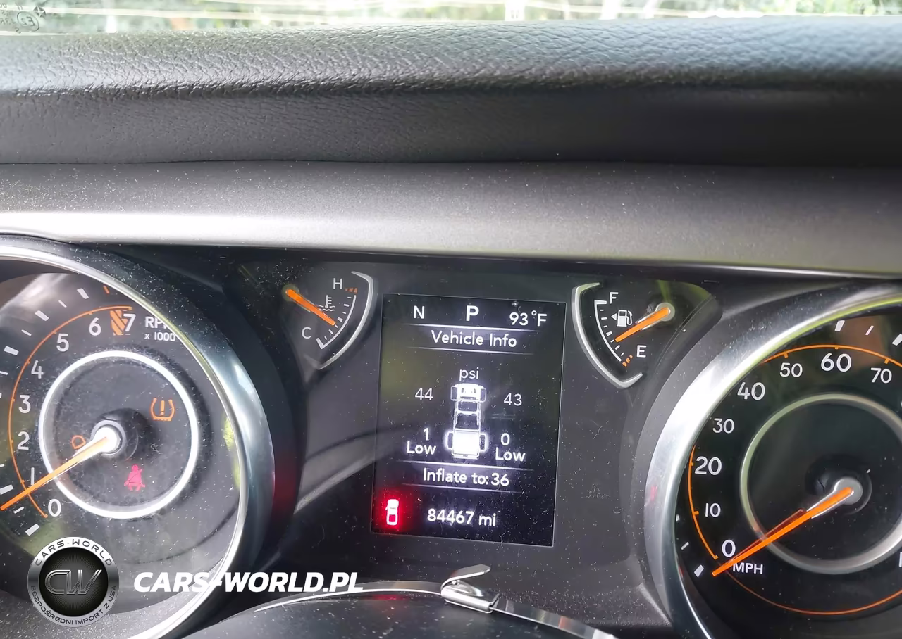 2020 Jeep Gladiator Sport S 4X4 VIN:1C6HJTAGXLL126874 - 7