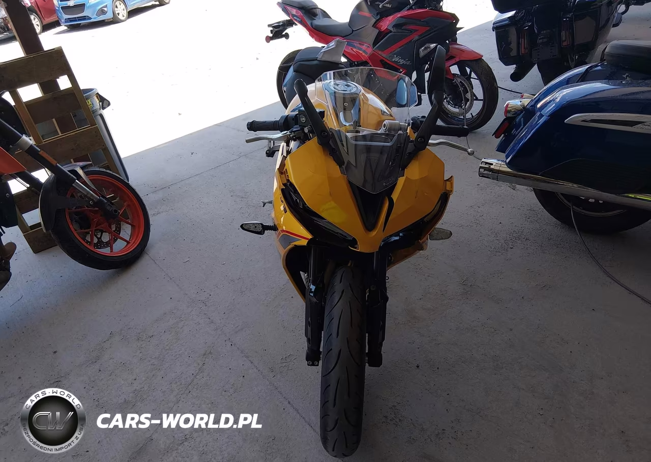 2026 Triumph Motorcycle Daytona 660 VIN:SMTL23UF6TTCP0302 - 5