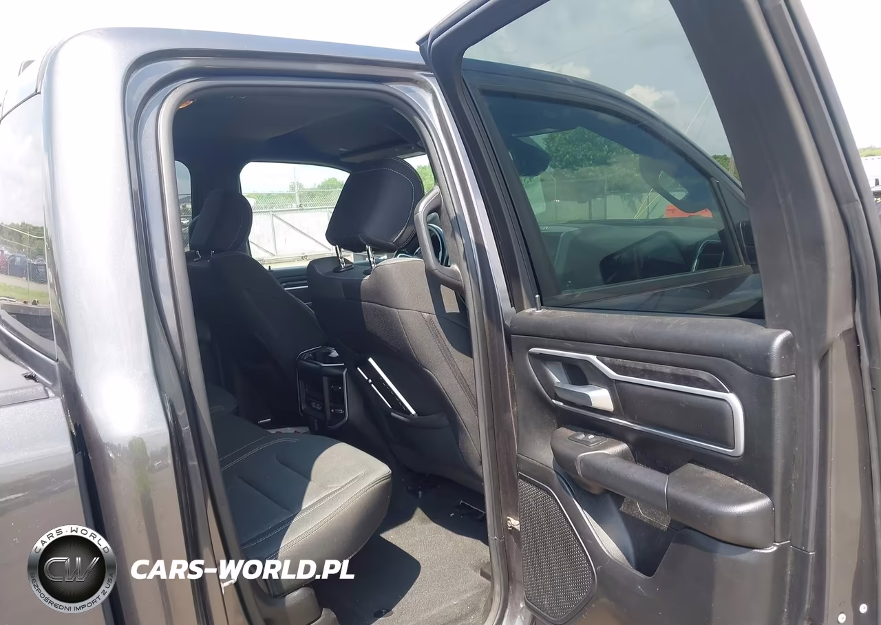 2022 Ram 1500 Big Horn 4X4 6'4 Box VIN:1C6RRFBG5NN279361 - 8