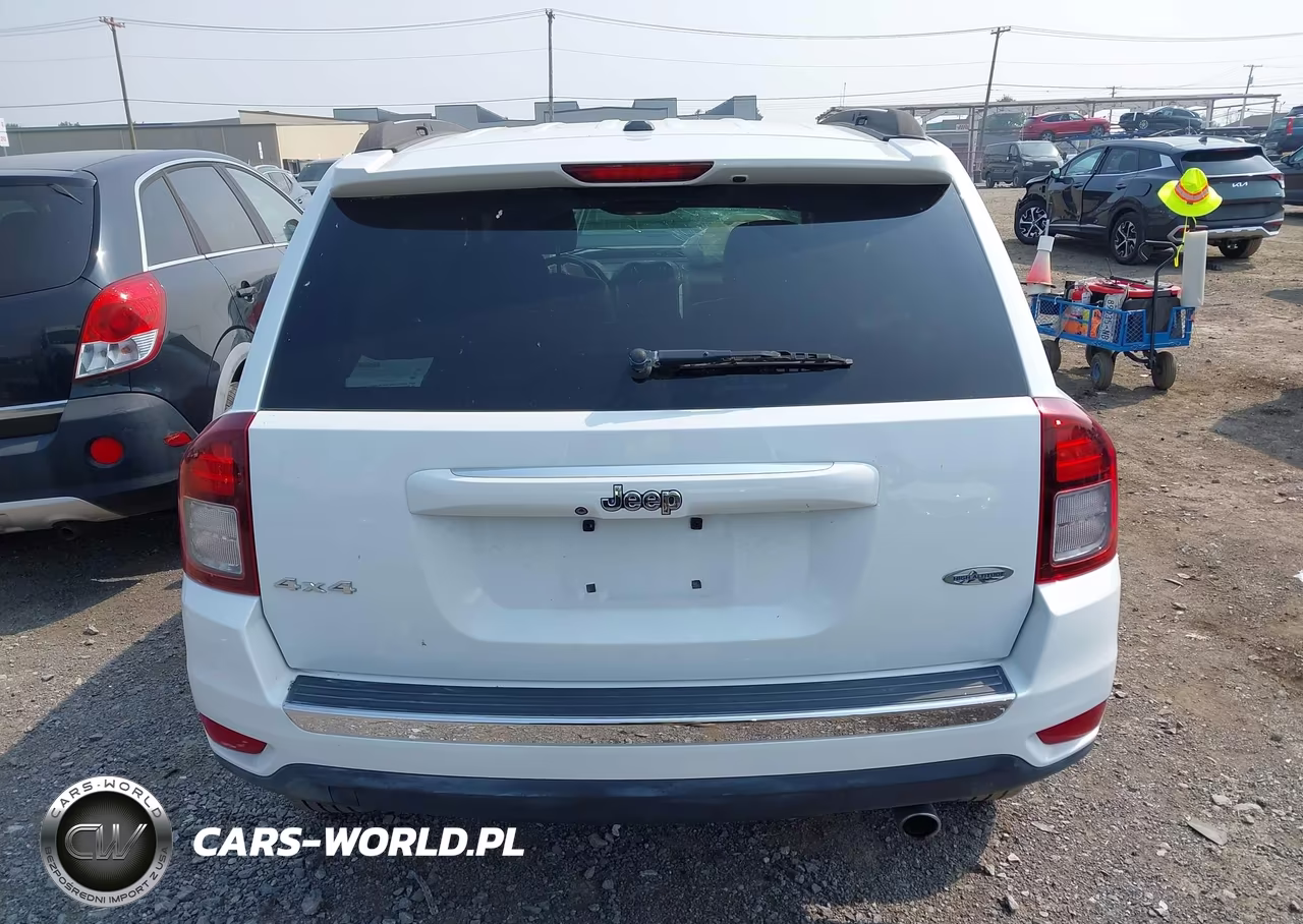 2016 Jeep Compass High Altitude Edition VIN:1C4NJDEB6GD773269 - 16