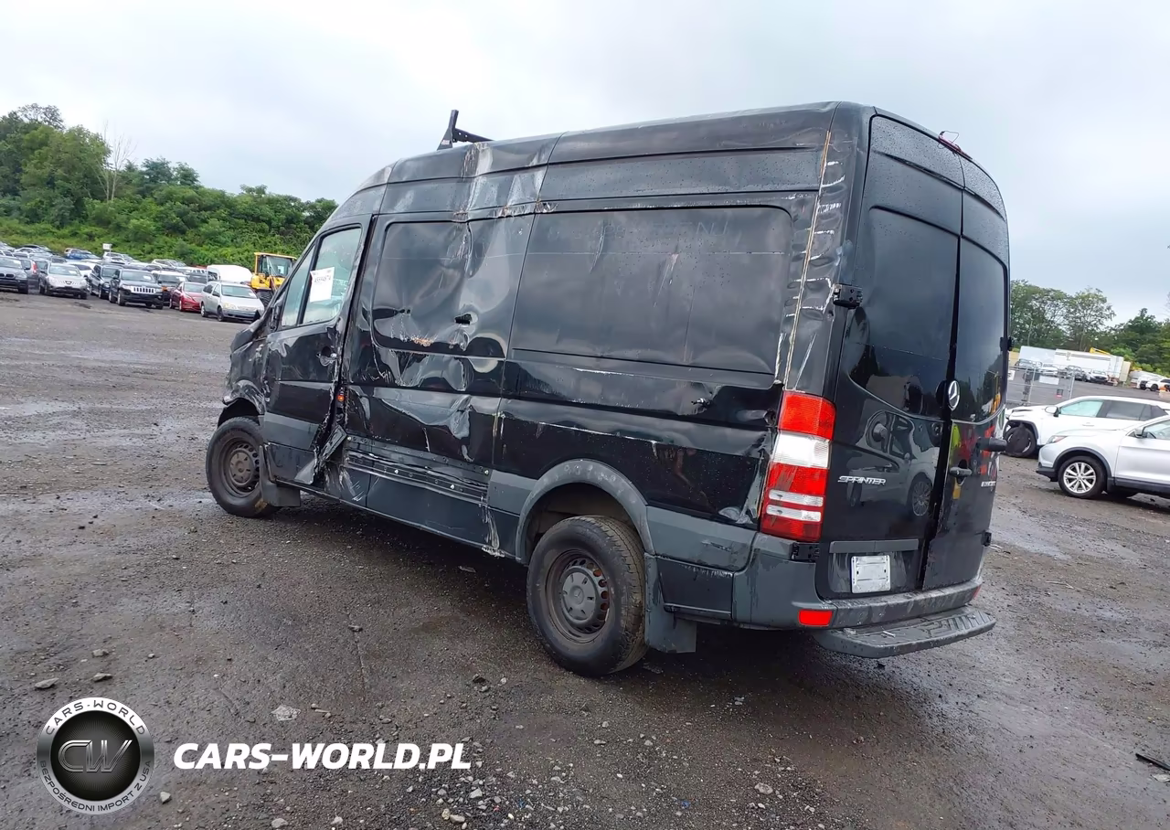 2015 Mercedes-Benz Sprinter 2500 Normal Roof VIN:WD3PE7DC8FP118384 - 3
