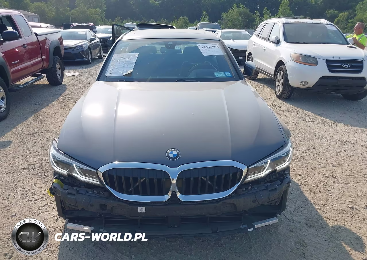 2019 BMW 330I xDrive VIN:3MW5R7J50K8B00409 - 13