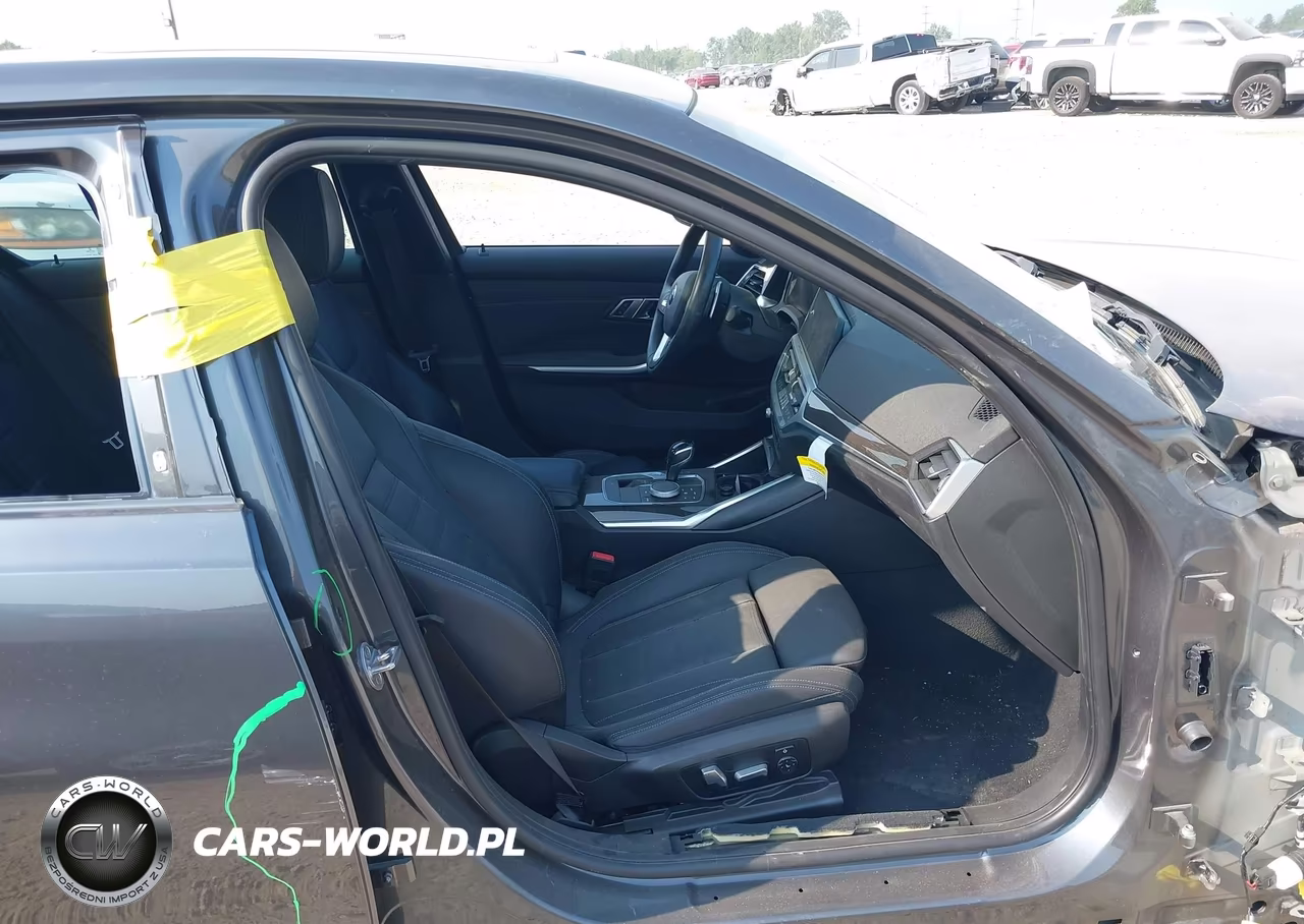 2019 BMW 330I xDrive VIN:3MW5R7J50K8B00409 - 5