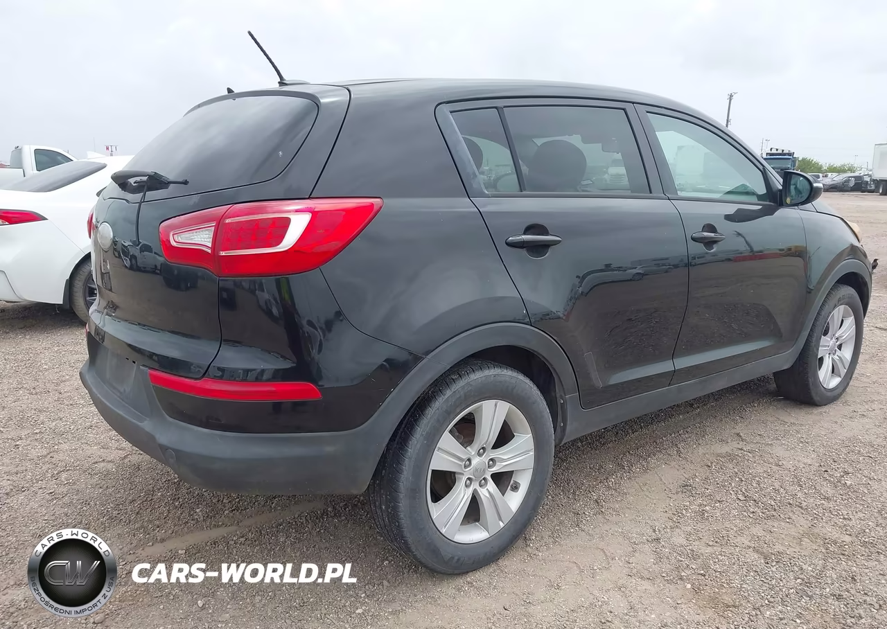 2013 Kia Sportage Lx VIN:KNDPB3A25D7428363 - 4