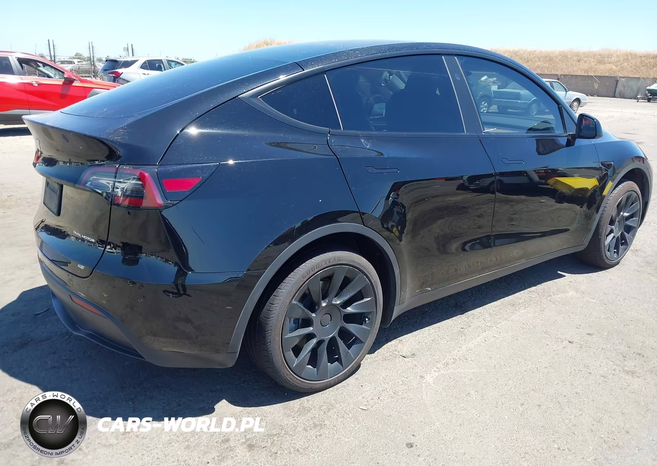 2023 Tesla Model Y Awd-Long Range Dual Motor All-Wheel Drive VIN:7SAYGDEE9PA152977 - 4