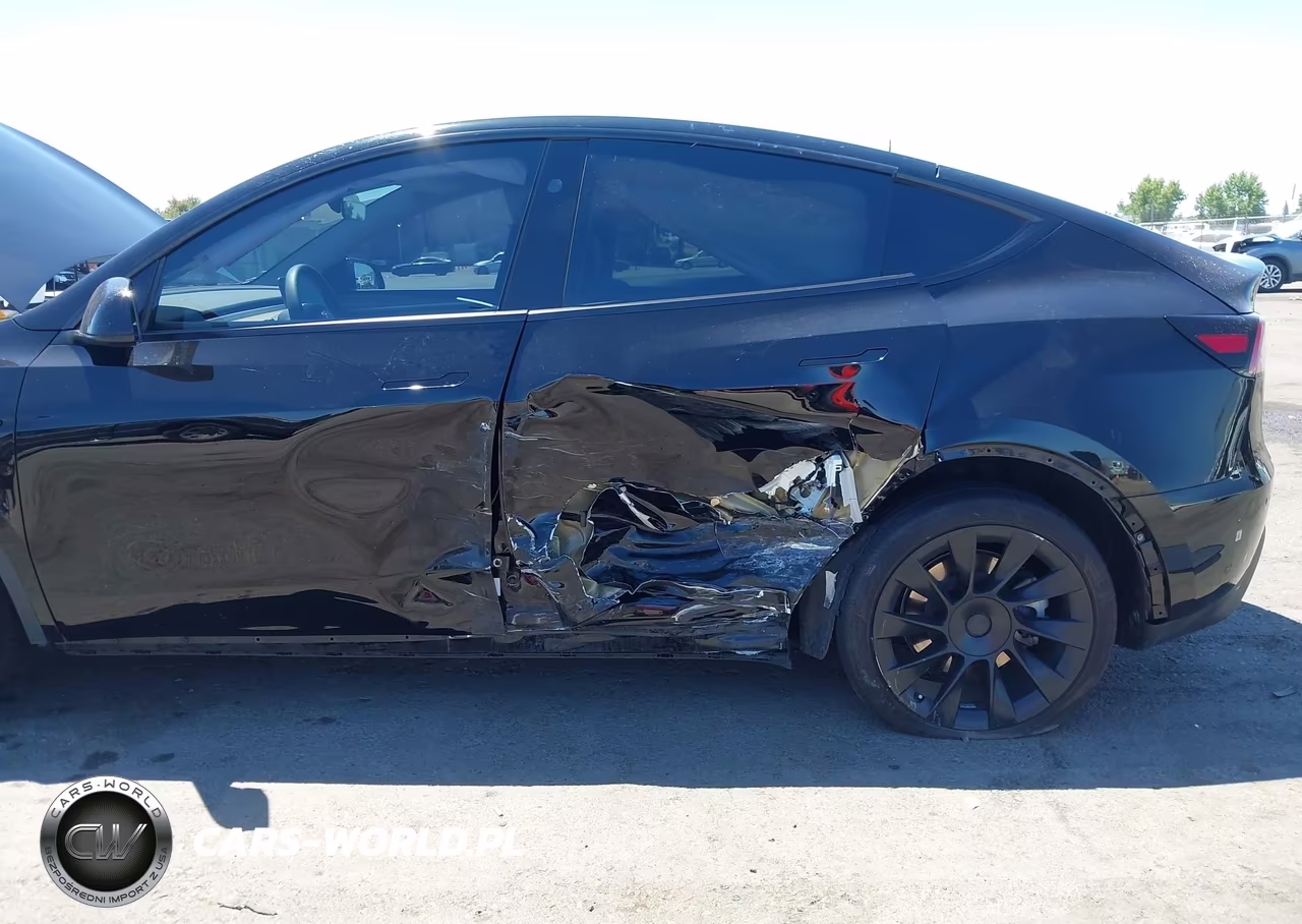 2023 Tesla Model Y Awd-Long Range Dual Motor All-Wheel Drive VIN:7SAYGDEE9PA152977 - 6