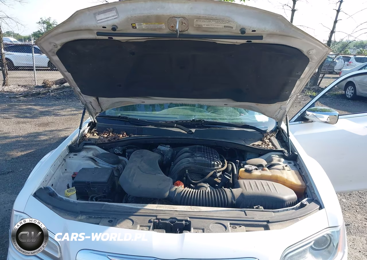 2012 Chrysler 300 Limited VIN:2C3CCACG0CH176067 - 10
