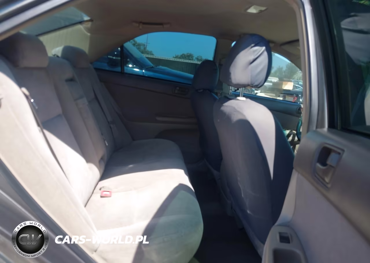 2003 Toyota Camry Le VIN:4T1BE32K93U775142 - 8