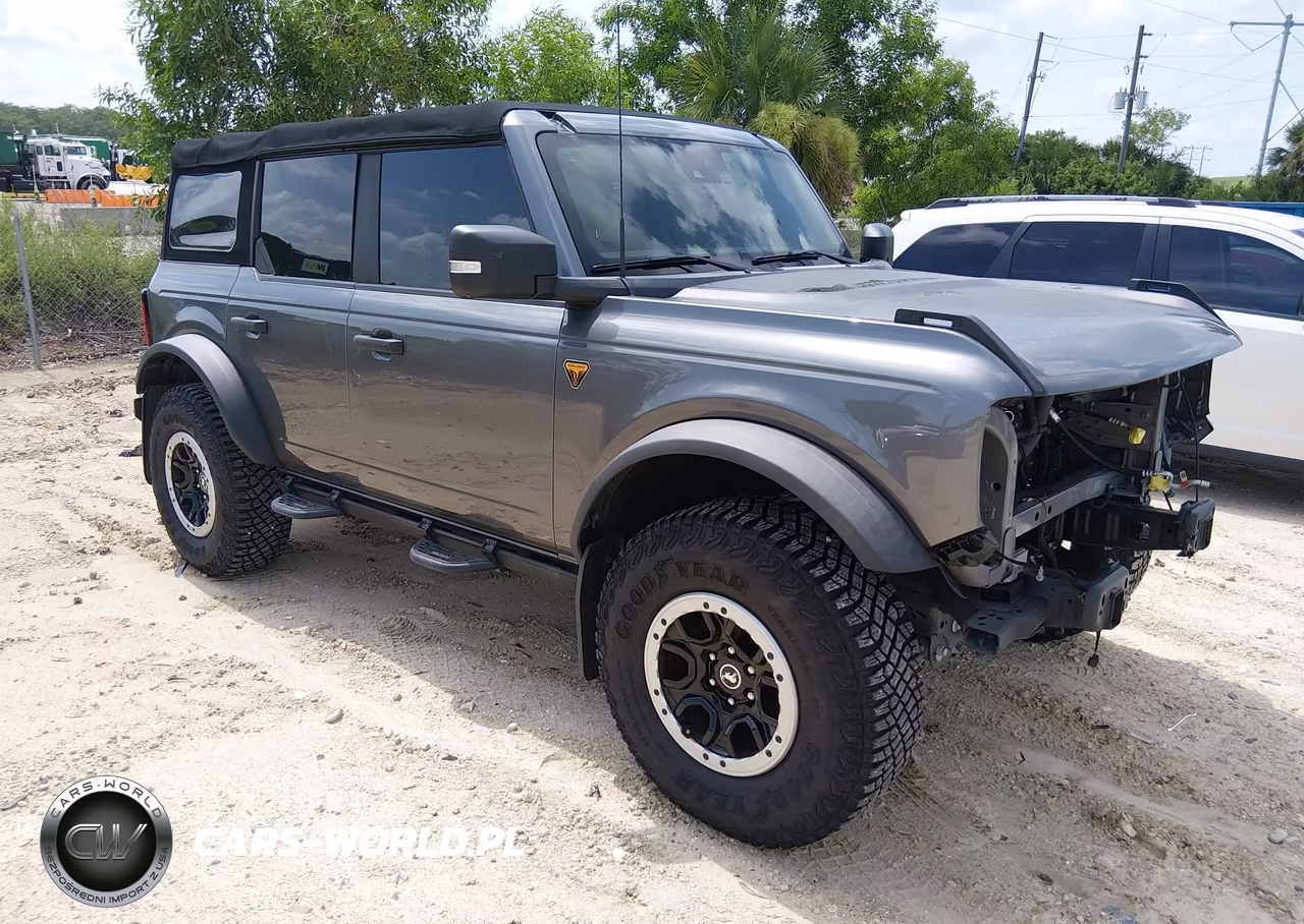 2022 Ford Bronco Badlands – zdjęcie 1 z 19