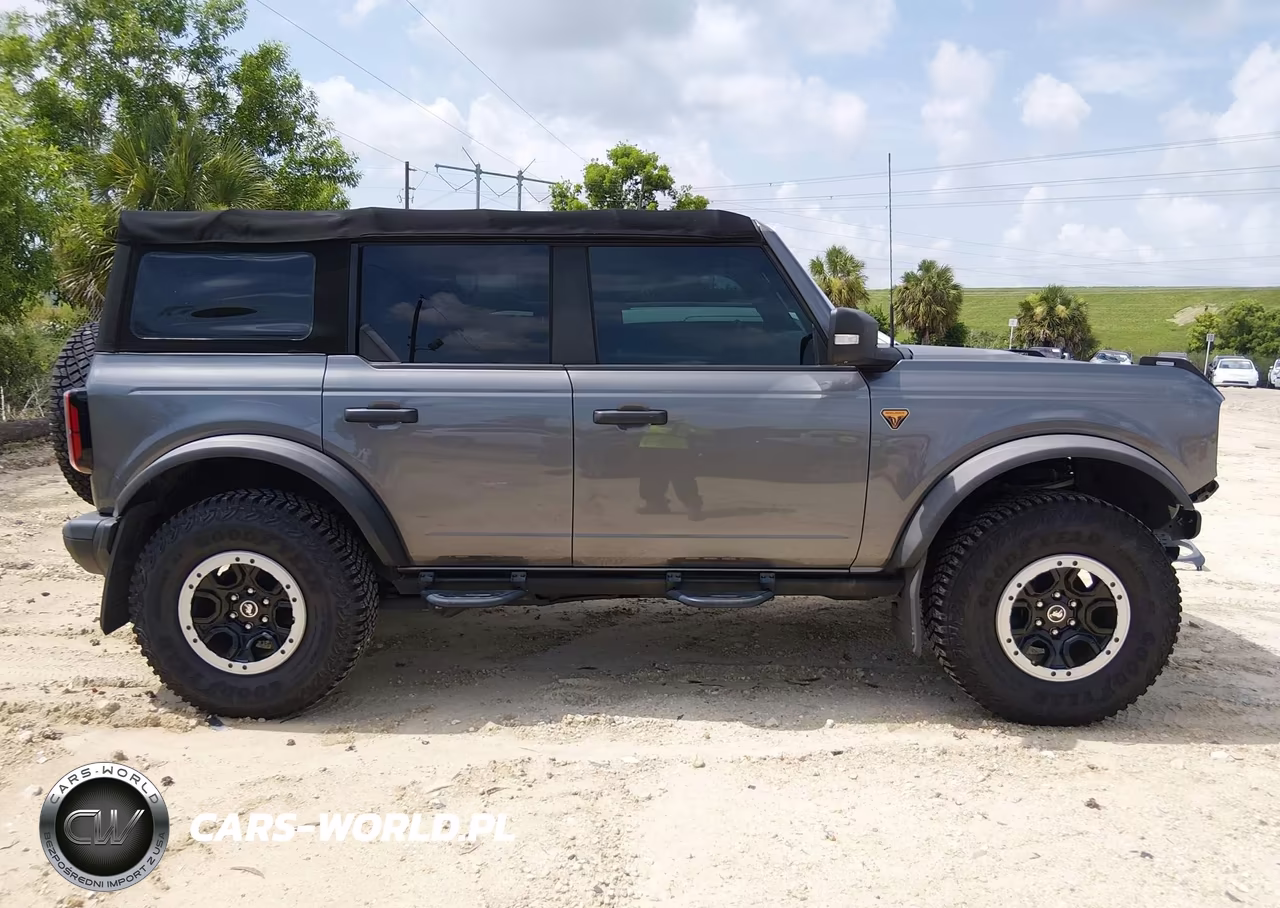 2022 Ford Bronco Badlands VIN:1FMEE5DP9NLB56695 - 14