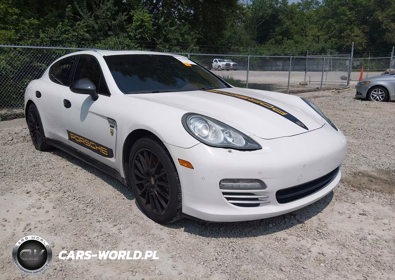2012 Porsche Panamera 4S
