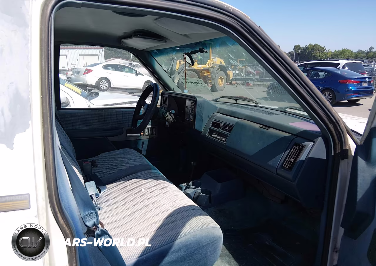 1990 Chevrolet Gmt-400 K1500 VIN:1GCDK14K4LZ124995 - 5