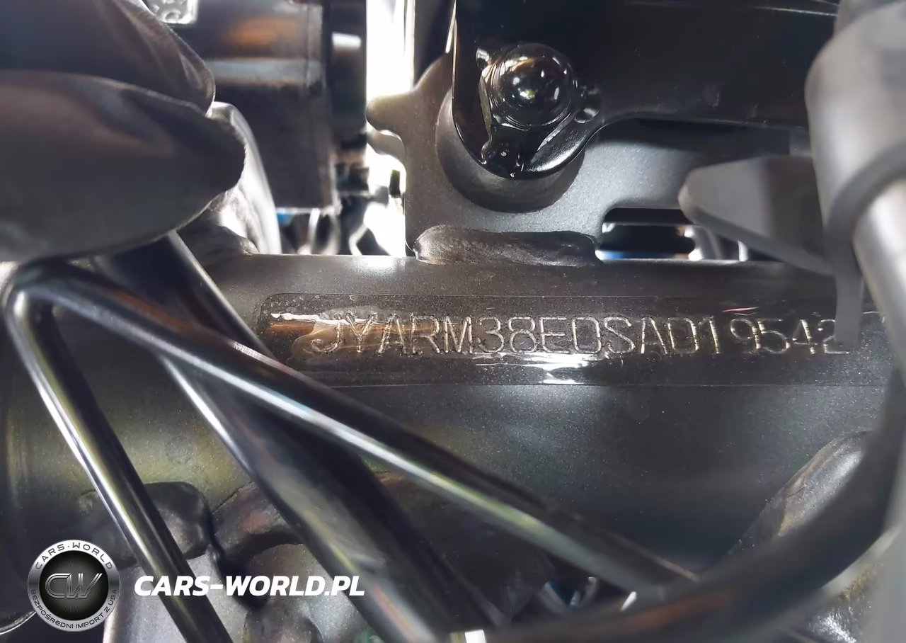 2025 Yamaha Yzfr7 VIN:JYARM38E0SA019542 - 10