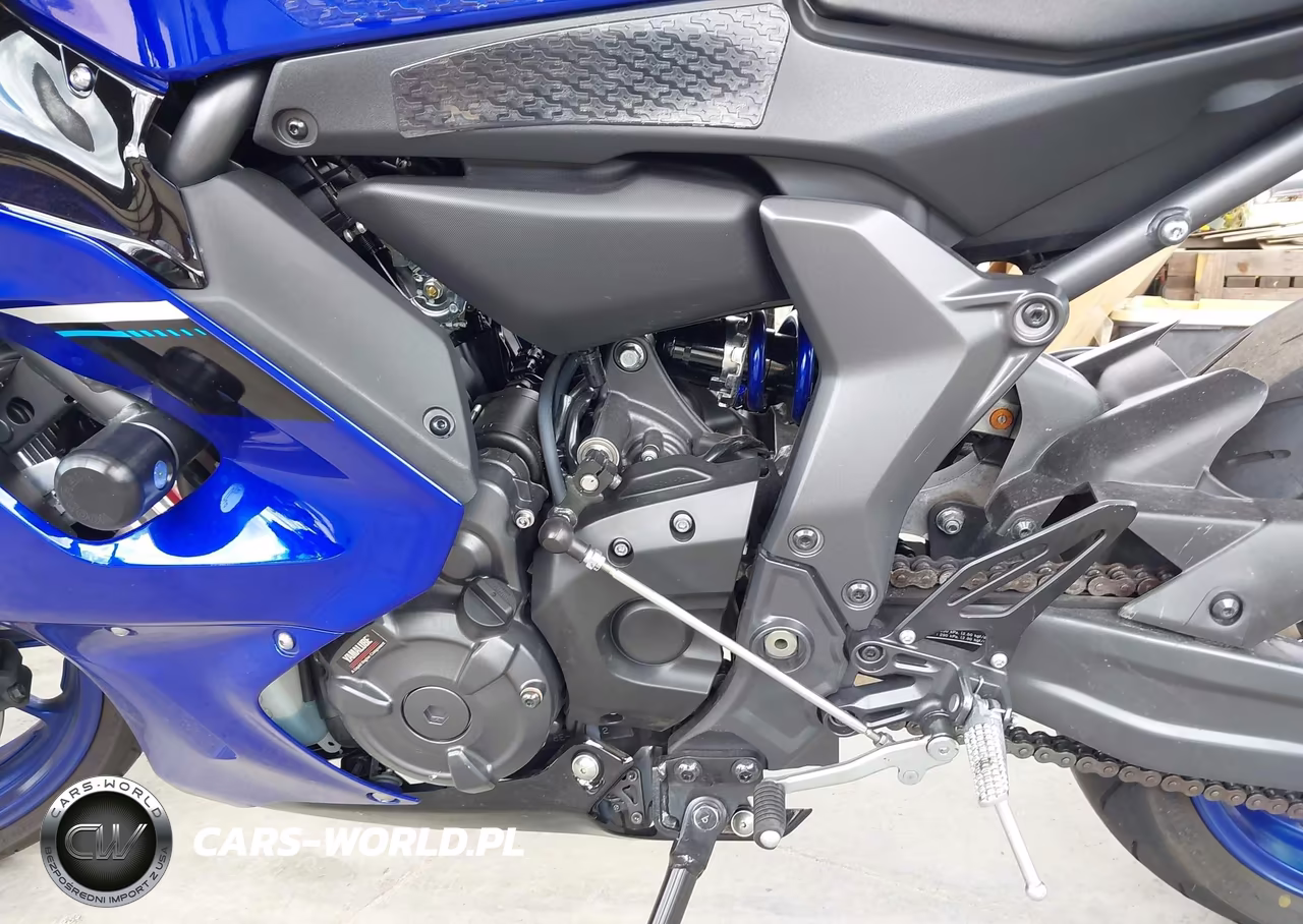 2025 Yamaha Yzfr7 VIN:JYARM38E0SA019542 - 9