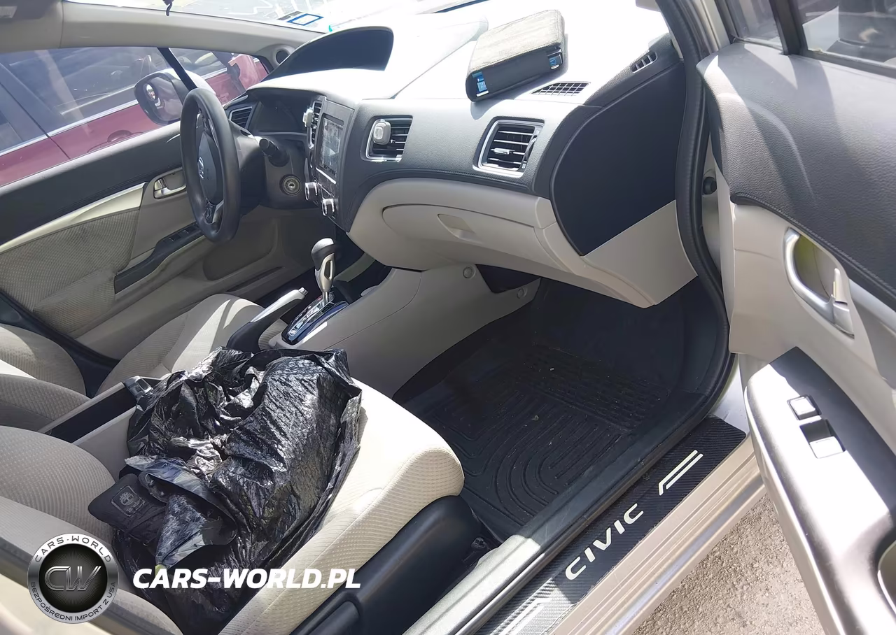 2013 Honda Civic Hybrid VIN:19XFB4F20DE000825 - 5