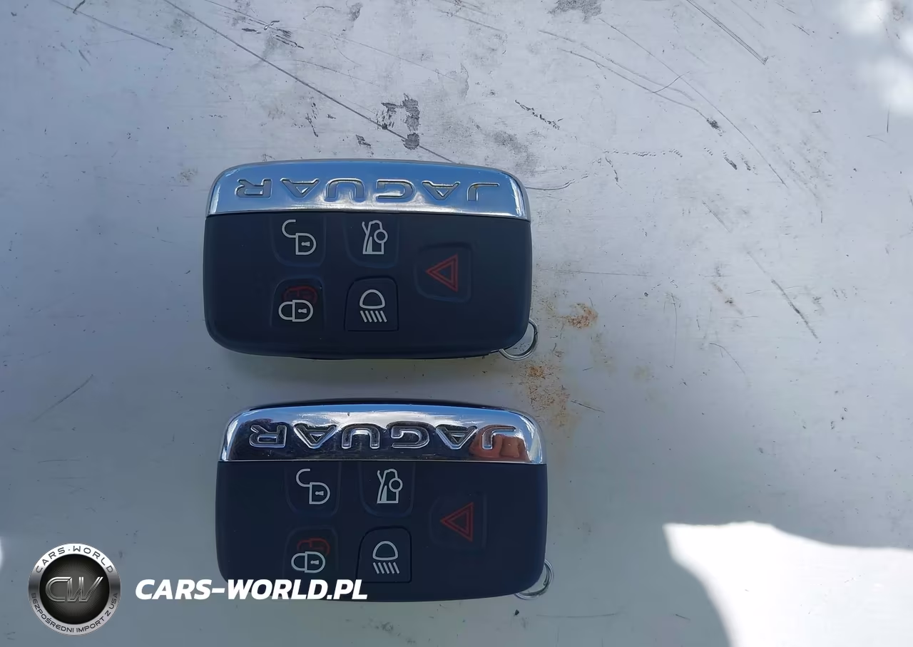 2017 Jaguar Xe 35T Premium VIN:SAJAJ4BV0HA963750 - 11