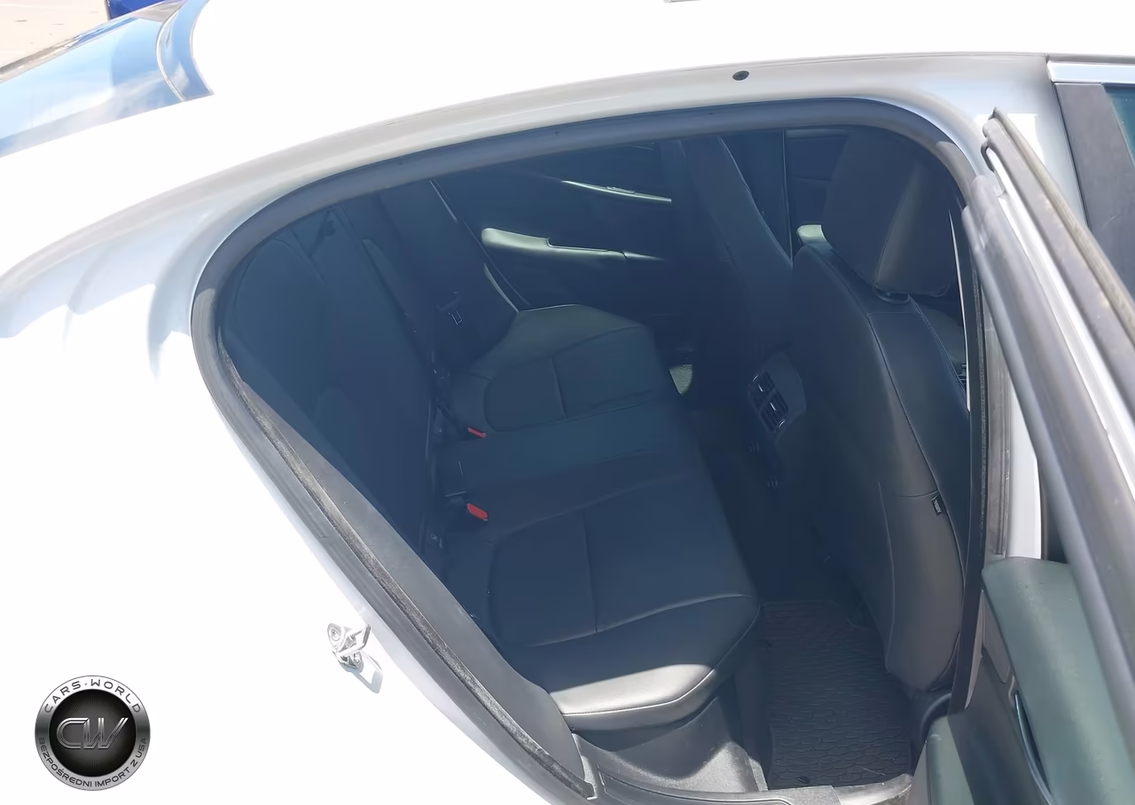 2017 Jaguar Xe 35T Premium VIN:SAJAJ4BV0HA963750 - 8