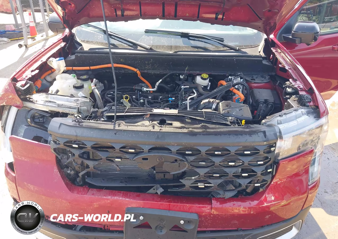 2025 Ford Maverick Lariat VIN:3FTTW8S31SRA40513 - 10