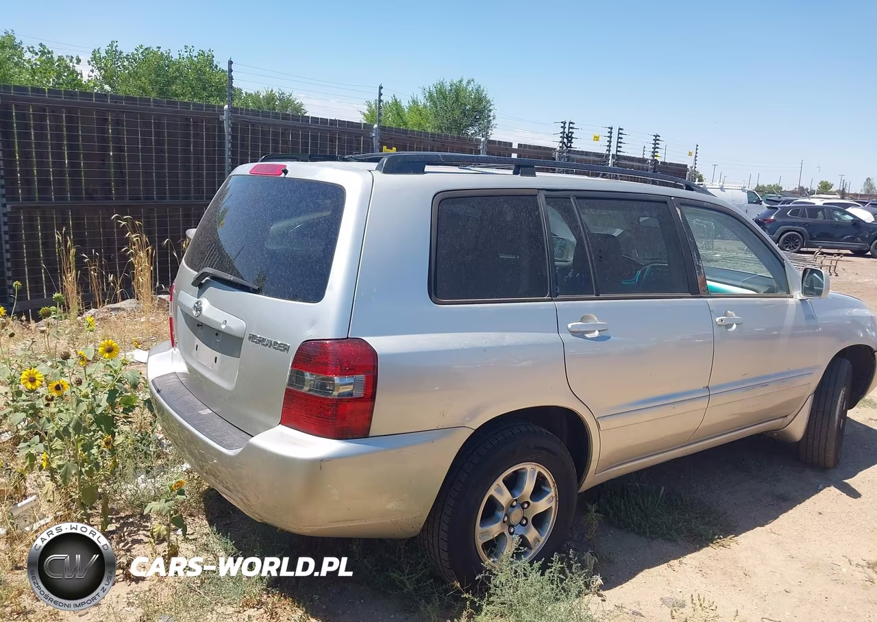 2005 Toyota Highlander V6 VIN:JTEEP21A150118422 - 4
