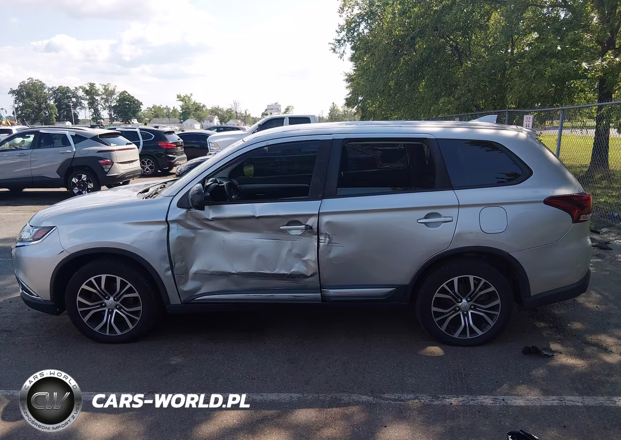 2018 Mitsubishi Outlander Es-Le-Se-Sel VIN:JA4AZ3A31JZ070912 - 14