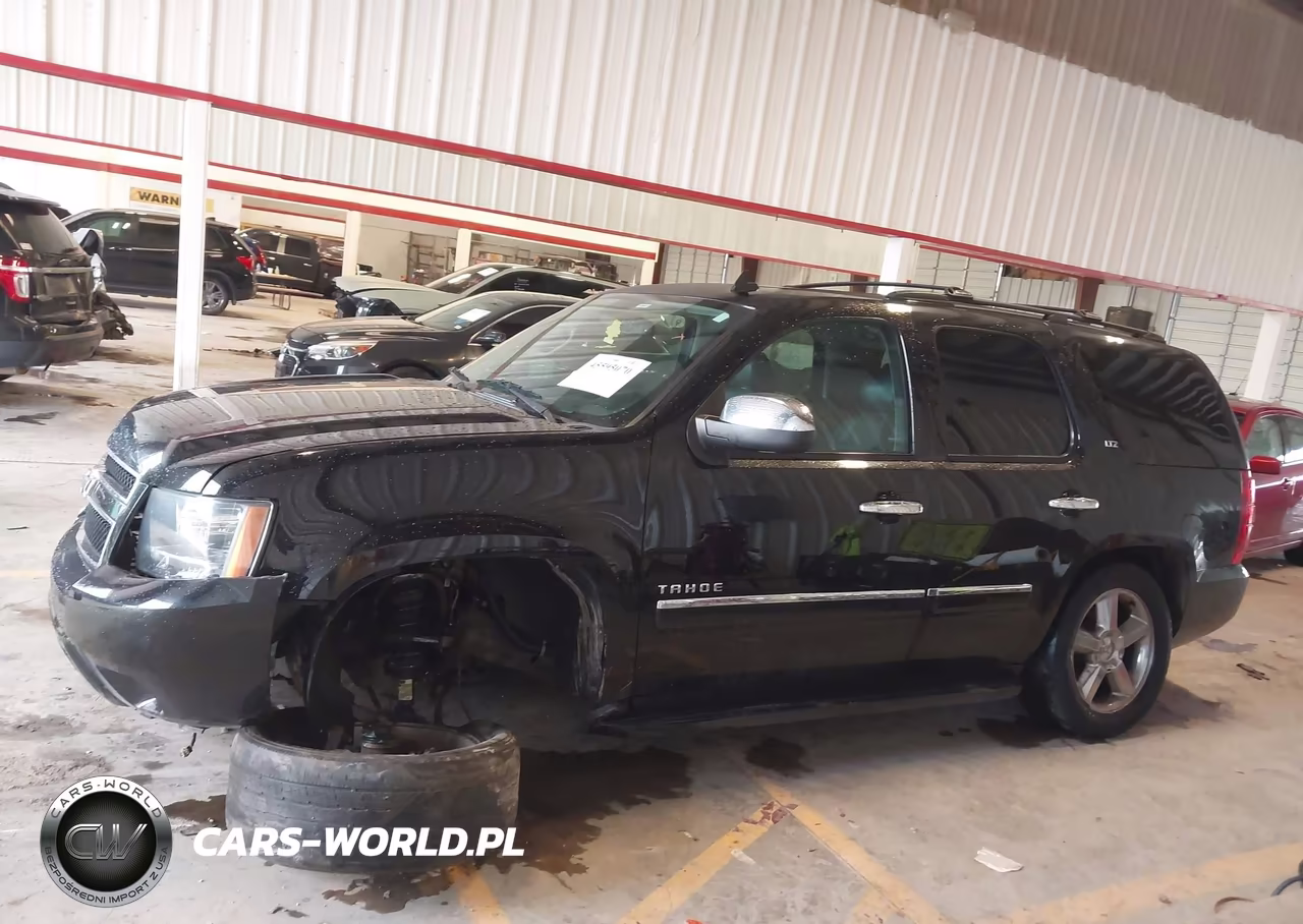 2013 Chevrolet Tahoe Ltz VIN:1GNSKCE03DR344928 - 14
