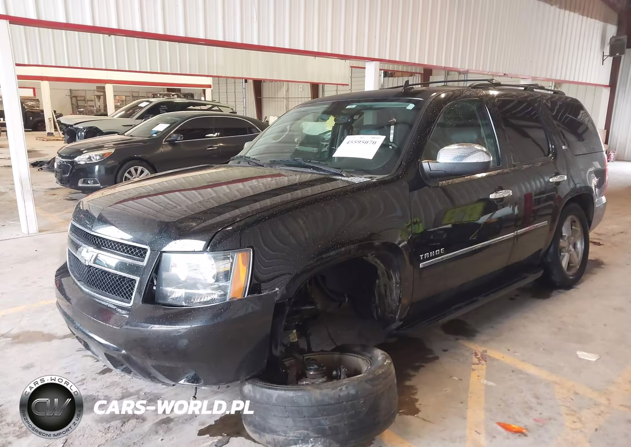 2013 Chevrolet Tahoe Ltz VIN:1GNSKCE03DR344928 - 2