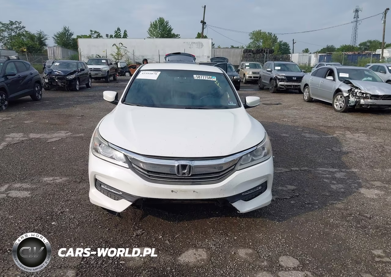2016 Honda Accord Sport VIN:1HGCR2F50GA141061 - 12