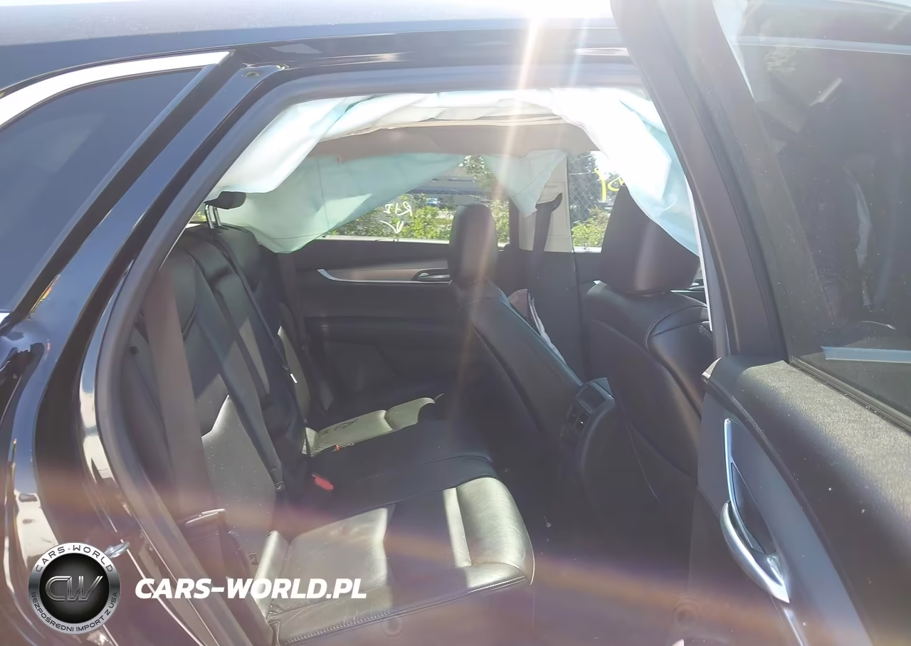 2018 Cadillac Xt5 Luxury VIN:1GYKNDRS4JZ161089 - 8
