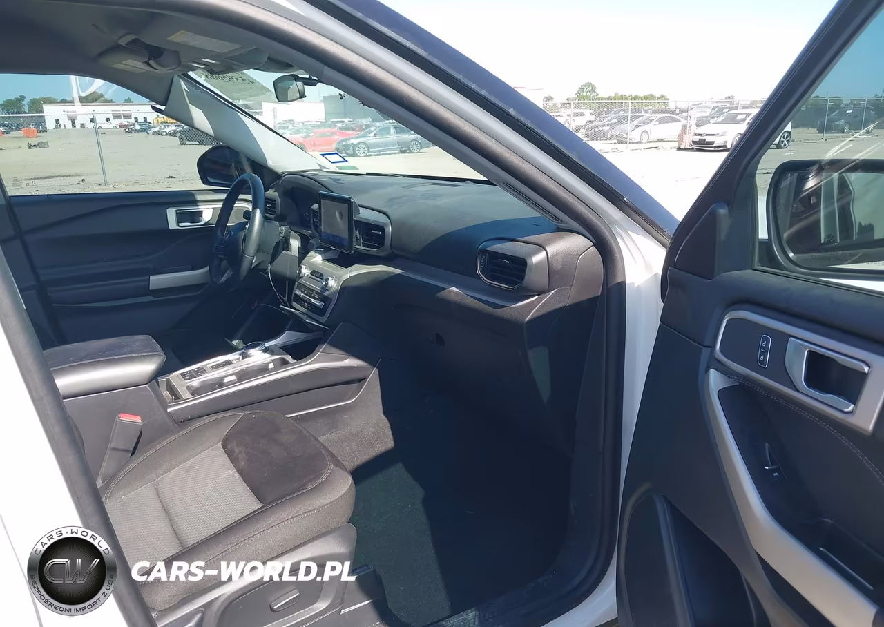 2023 Ford Explorer Xlt VIN:1FMSK7DH3PGC10908 - 5