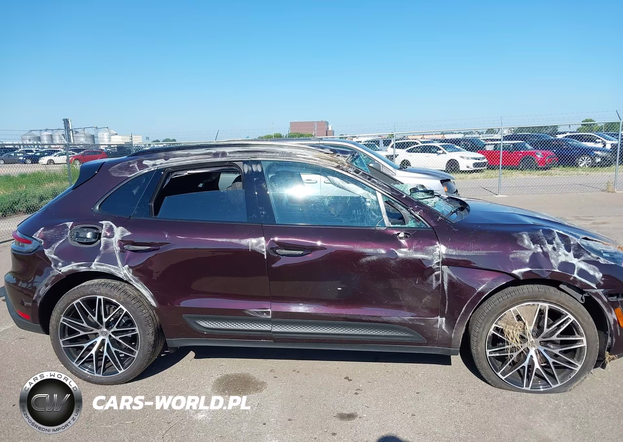 2024 Porsche Macan T VIN:WP1AA2A53RLB19016 - 14