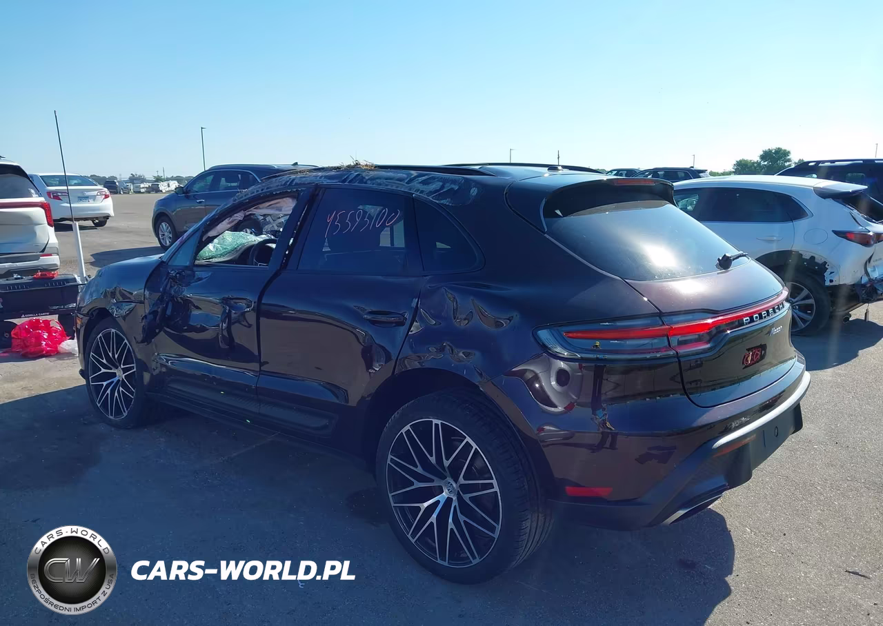 2024 Porsche Macan T VIN:WP1AA2A53RLB19016 - 3