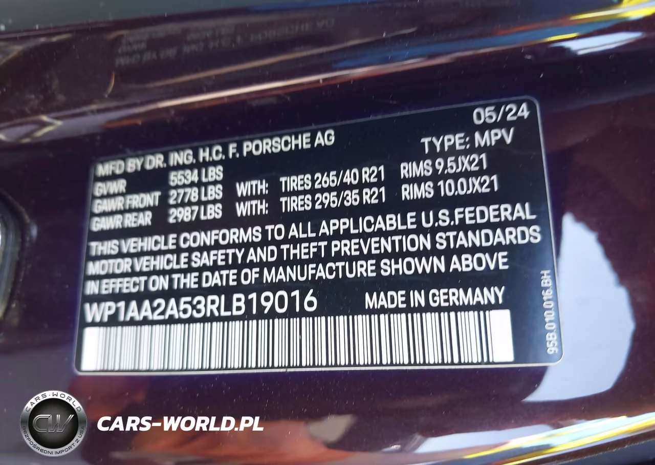 2024 Porsche Macan T VIN:WP1AA2A53RLB19016 - 9