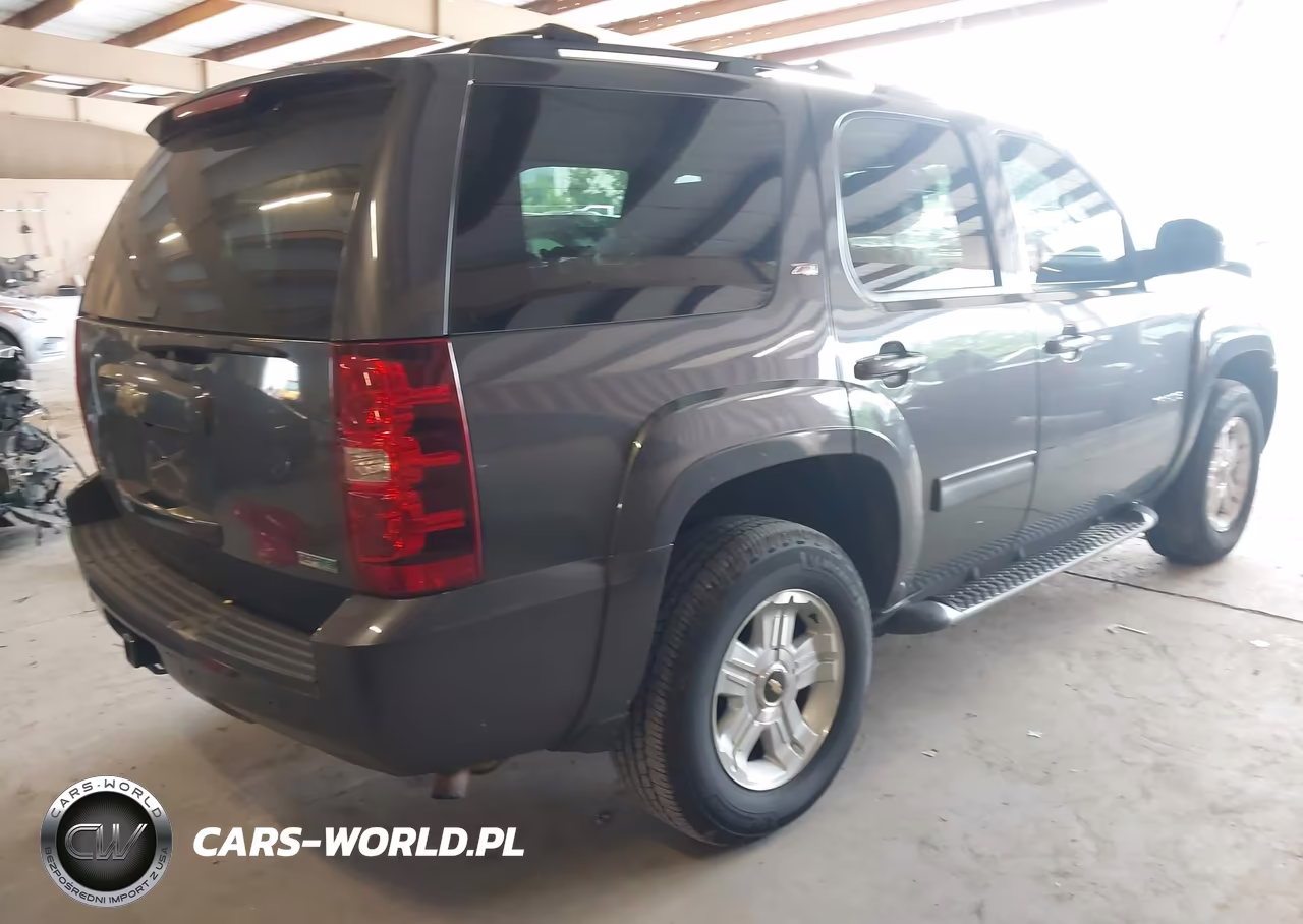 2010 Chevrolet Tahoe Lt VIN:1GNUKBE07AR291715 - 4