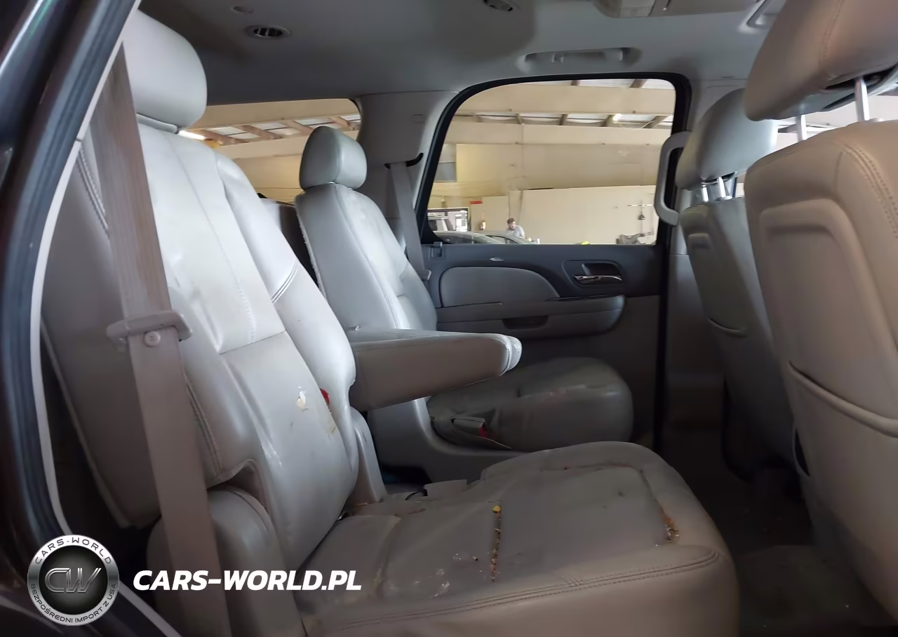 2010 Chevrolet Tahoe Lt VIN:1GNUKBE07AR291715 - 8