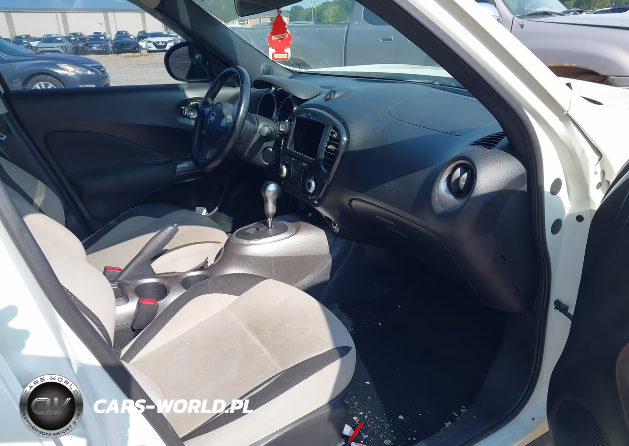2012 Nissan Juke Sv VIN:JN8AF5MR2CT111052 - 5
