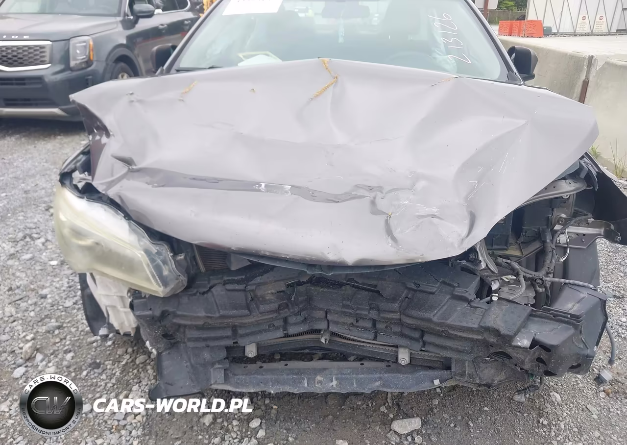 2016 Toyota Camry Se VIN:4T1BF1FK5GU213126 - 10