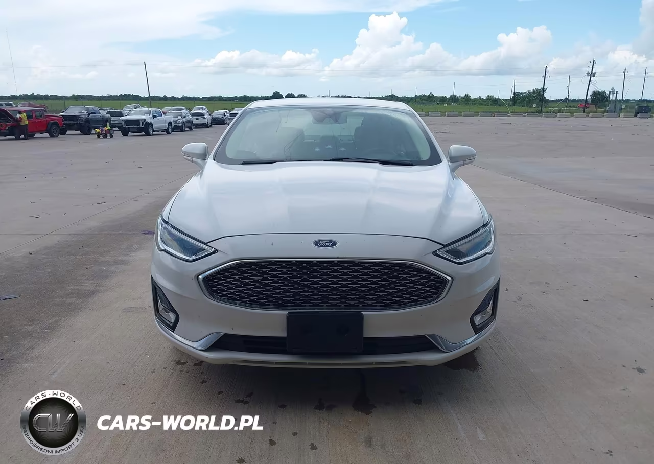 2020 Ford Fusion Plug-In Hybrid Titanium VIN:3FA6P0SU4LR245075 - 12