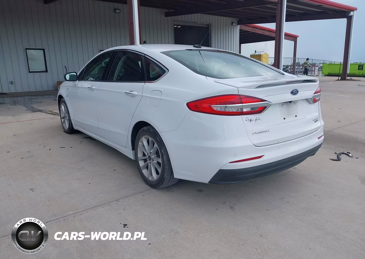 2020 Ford Fusion Plug-In Hybrid Titanium VIN:3FA6P0SU4LR245075 - 3